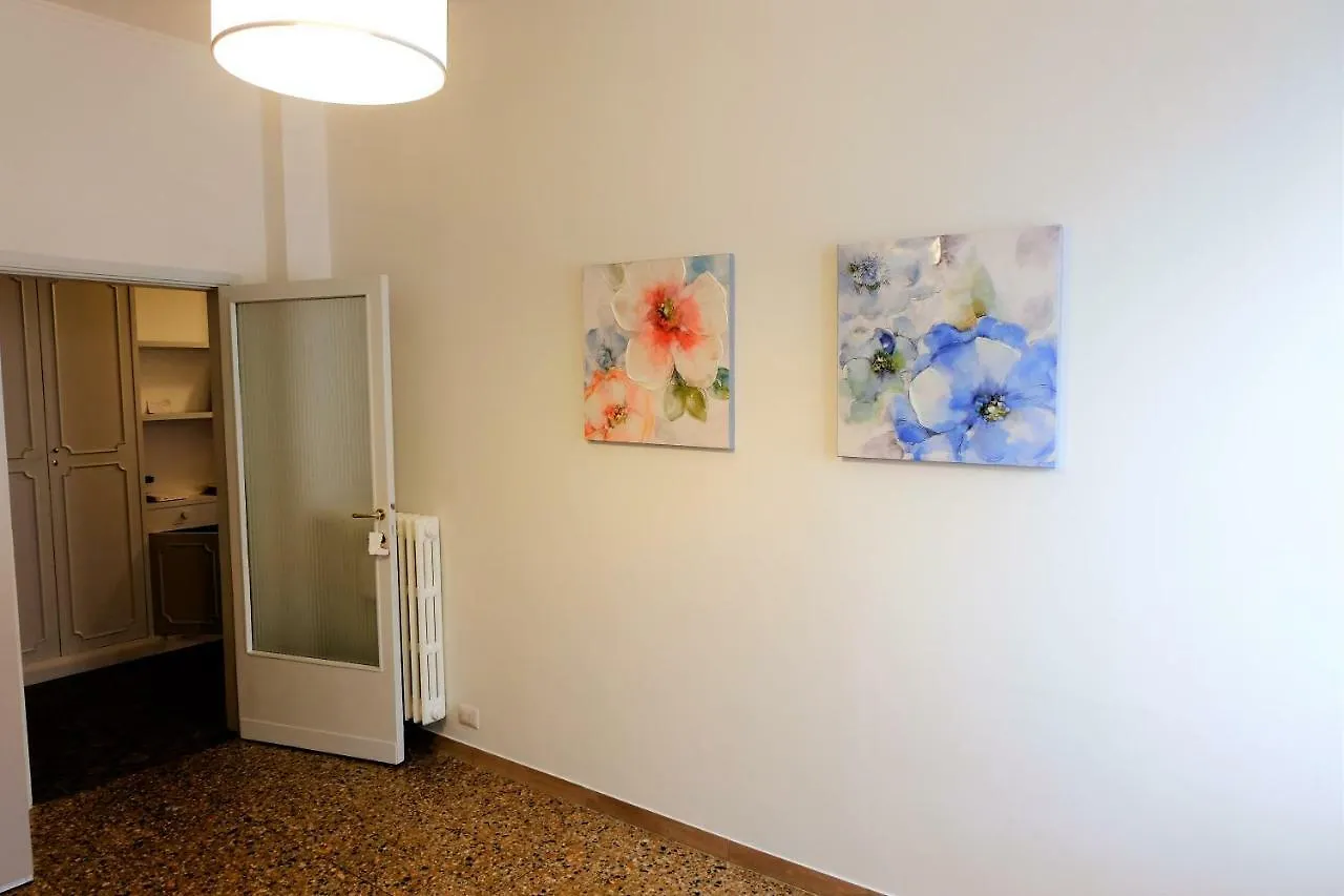 Lungarno Fiorentino Apartment Florence