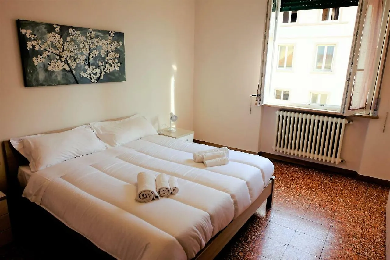 Lungarno Fiorentino Apartment Florence