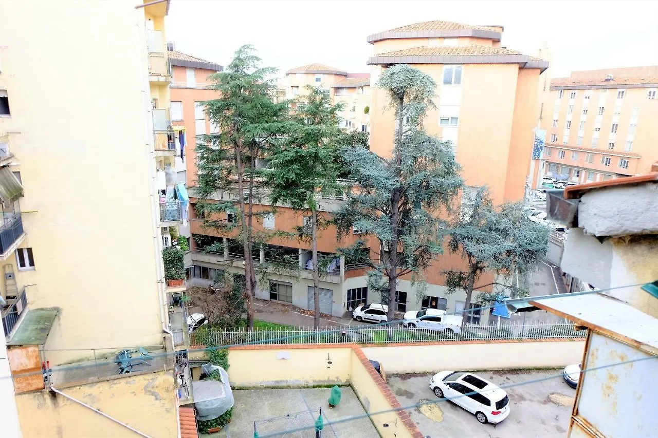 Lungarno Fiorentino Apartment Florence Italy