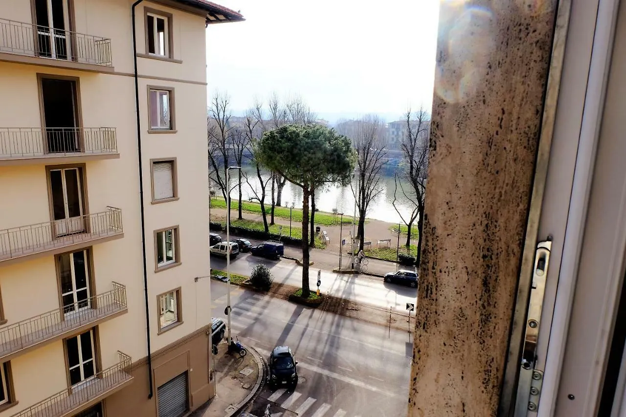 Lungarno Fiorentino Apartment Florence
